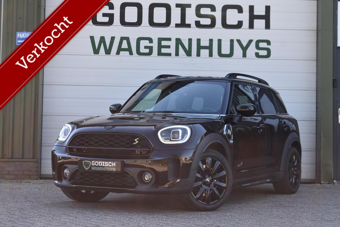 MINI Countryman - 1.5 Cooper S E ALL4 | Black Pack | Leder | Stoelverwarming | - AutoWereld.nl