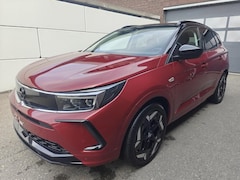 Opel Grandland - 1.6 Turbo Plug-In Hybrid 4x4 GSe
