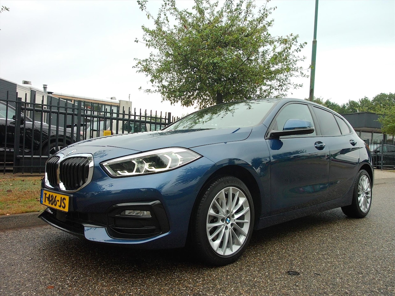 BMW 1-serie - (f40) 118i 136pk Automaat Sport Line Comfort Pack Apple Carplay - AutoWereld.nl