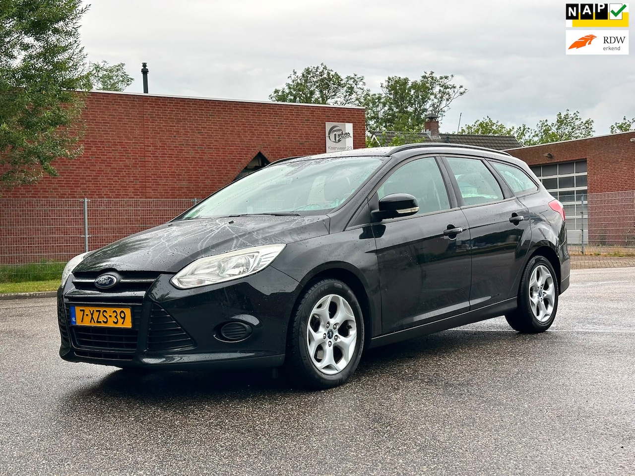 Ford Focus Wagon - 1.0 EcoBoost Edition Navigatie*Cruise*Airco*NAP*Dealer onderhouden*Parkeersensoren*LM velg - AutoWereld.nl
