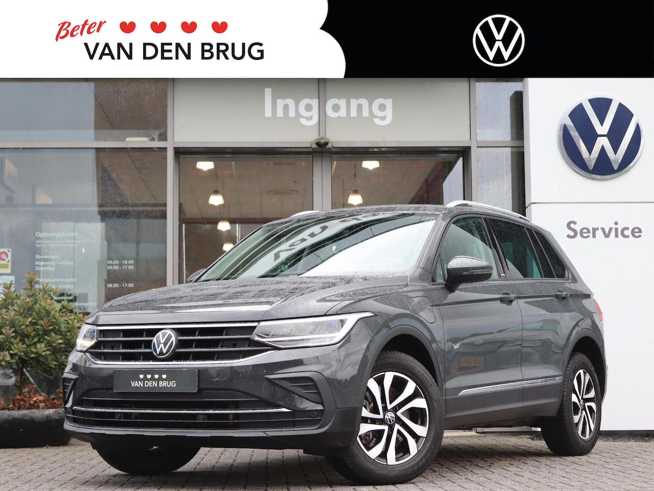 Volkswagen Tiguan - 1.4 TSI 245 pk DSG eHybrid Active | Navigatie via App Connect | ACC | Stoel + Stuurverwarm - AutoWereld.nl