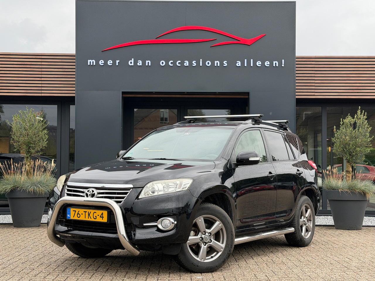 Toyota RAV4 - 2.0 VVT-i 4WD Executive Business | Foto's volgen - AutoWereld.nl