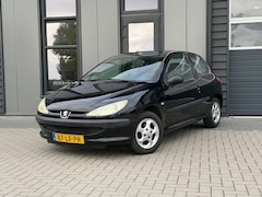 Peugeot 206 - 1.4 X-line