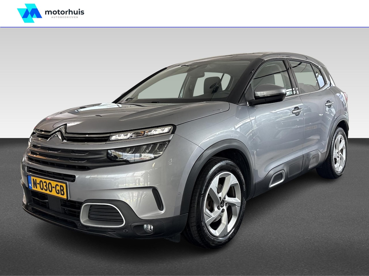 Citroën C5 Aircross - 1.2 PureTech Business | Parkeersensoren V+A | Camera | Trekhaak | Stoelverwarming | Apple - AutoWereld.nl