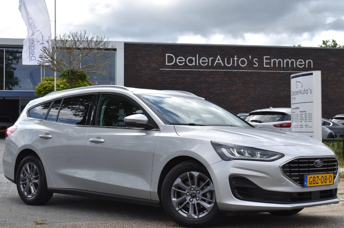 Ford Focus Wagon - 1.0 EcoBoost Hybrid Titanium 1.0 EcoBoost Hybrid Titanium - AutoWereld.nl