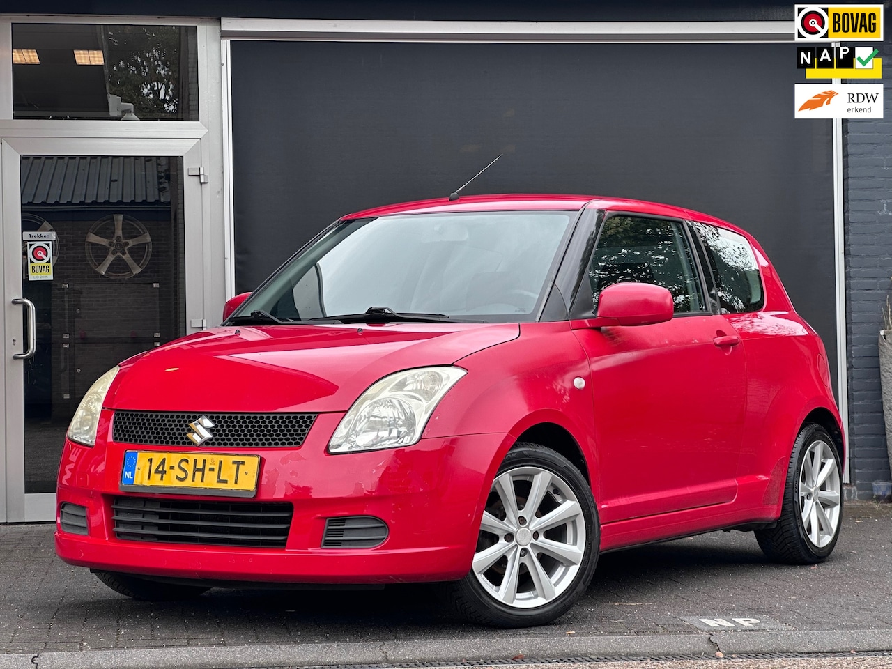Suzuki Swift - 1.3 GLS INRUILKOOPJE / MEENEEMPRIJS / NIEUWE APK - AutoWereld.nl