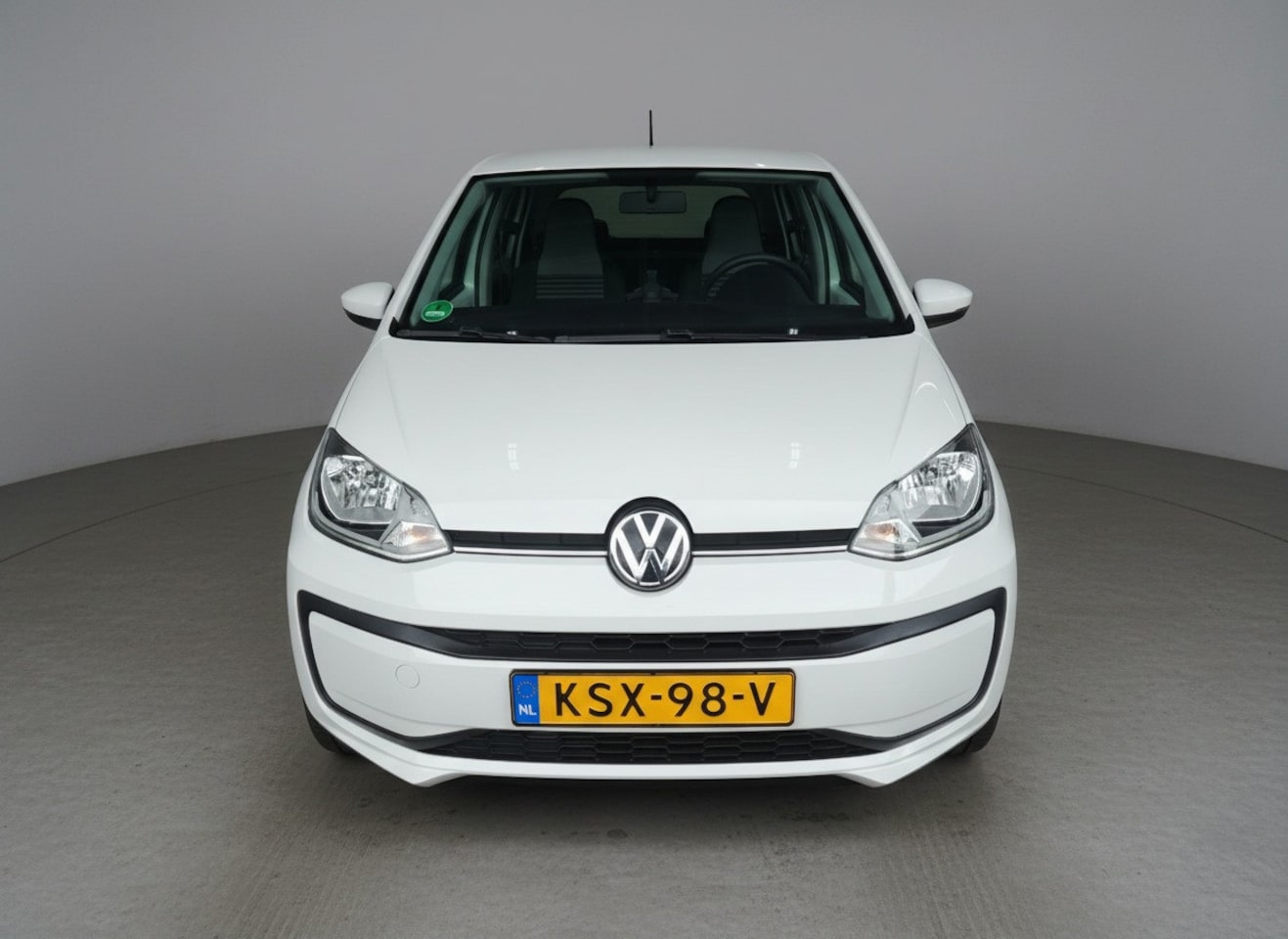 Volkswagen Up! - 1.0 BMT move up! 1.0 BMT Move up!, 1e eig, dealer ond, Airco, Bluetooth, NW Model!