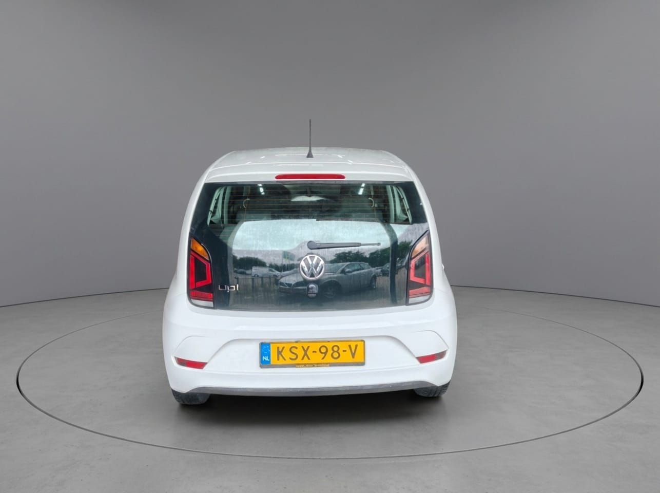 Volkswagen Up! - 1.0 BMT move up! 1.0 BMT Move up!, 1e eig, dealer ond, Airco, Bluetooth, NW Model!