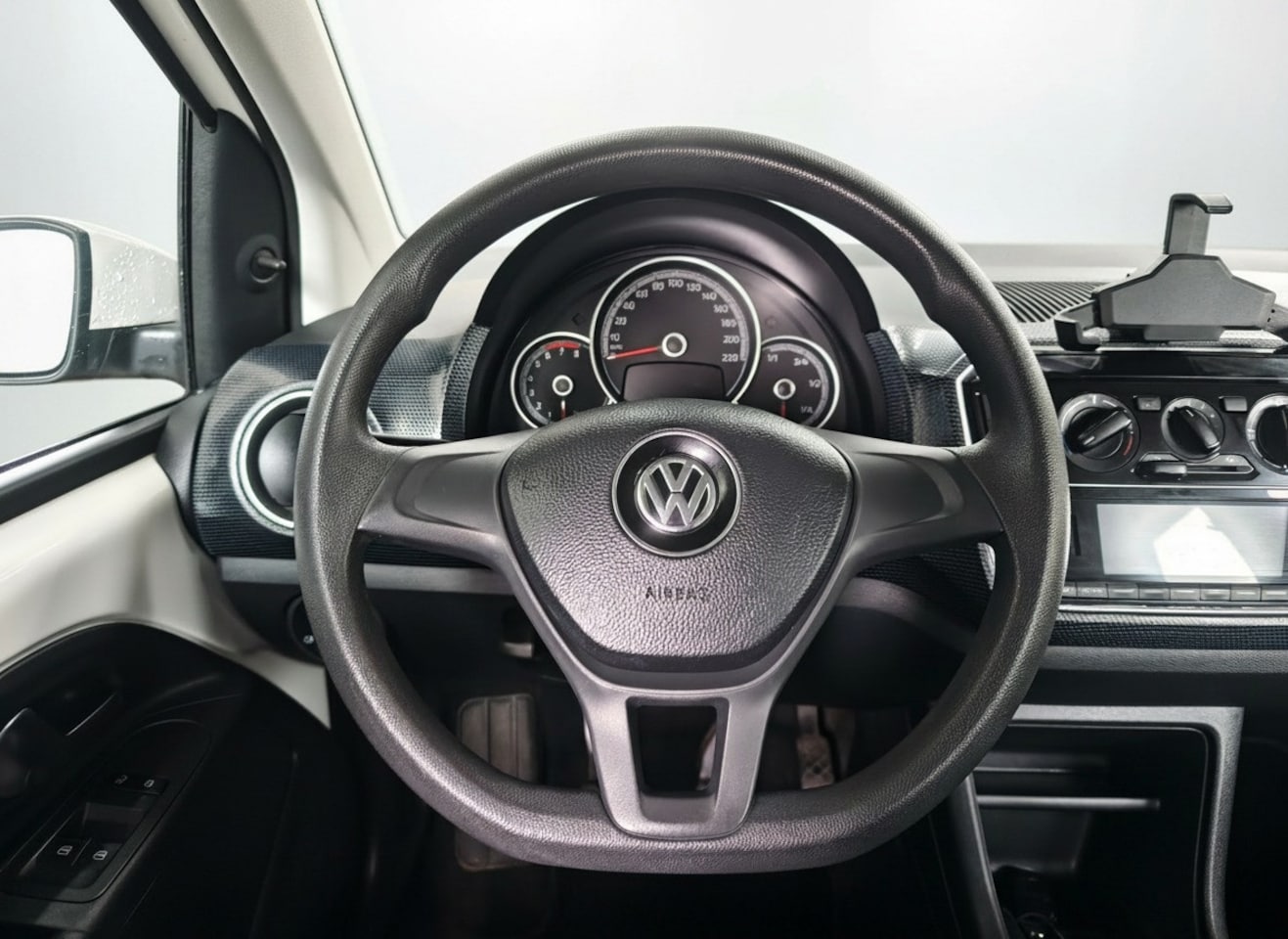 Volkswagen Up! - 1.0 BMT move up! 1.0 BMT Move up!, 1e eig, dealer ond, Airco, Bluetooth, NW Model!