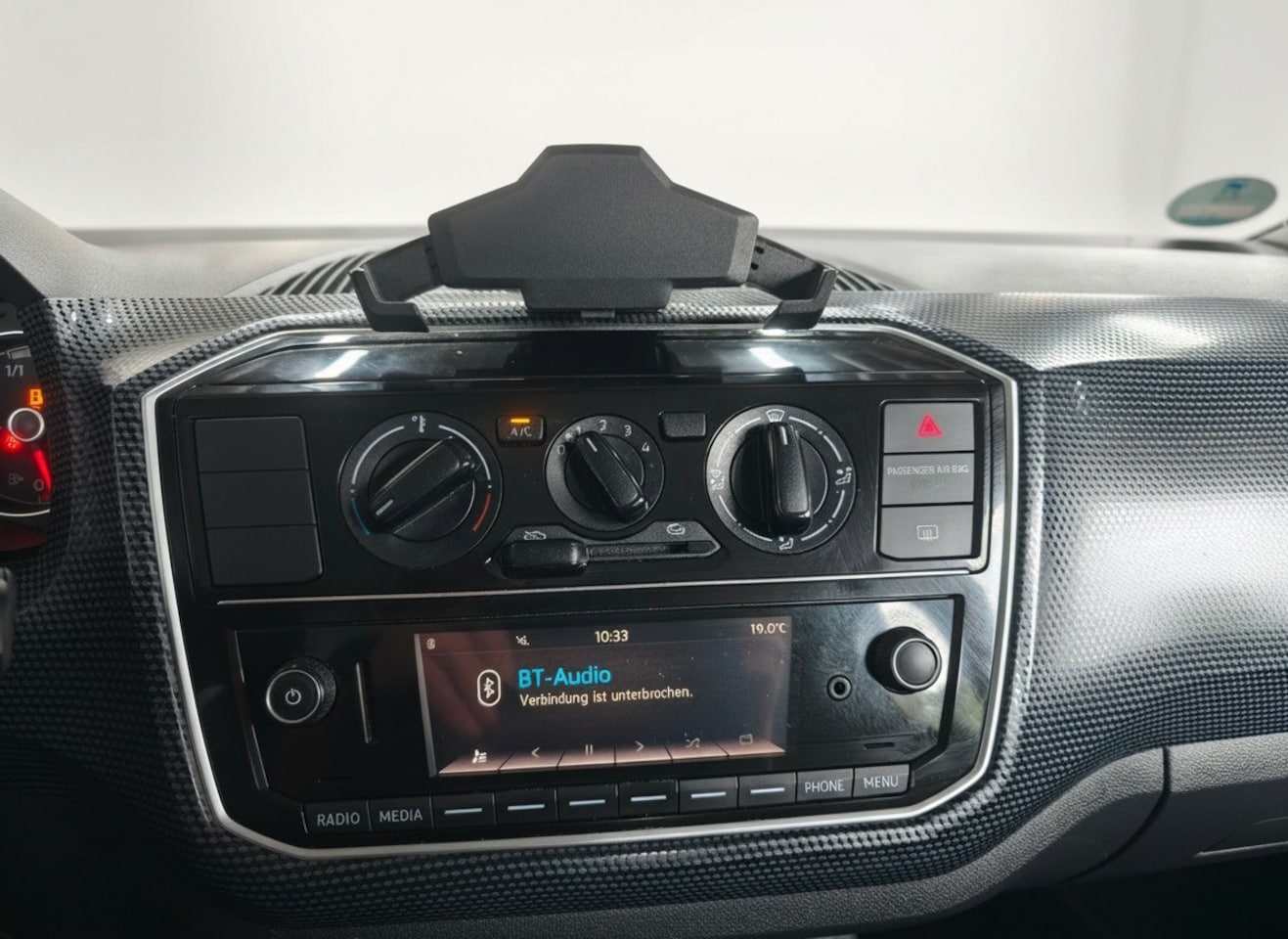 Volkswagen Up! - 1.0 BMT move up! 1.0 BMT Move up!, 1e eig, dealer ond, Airco, Bluetooth, NW Model!