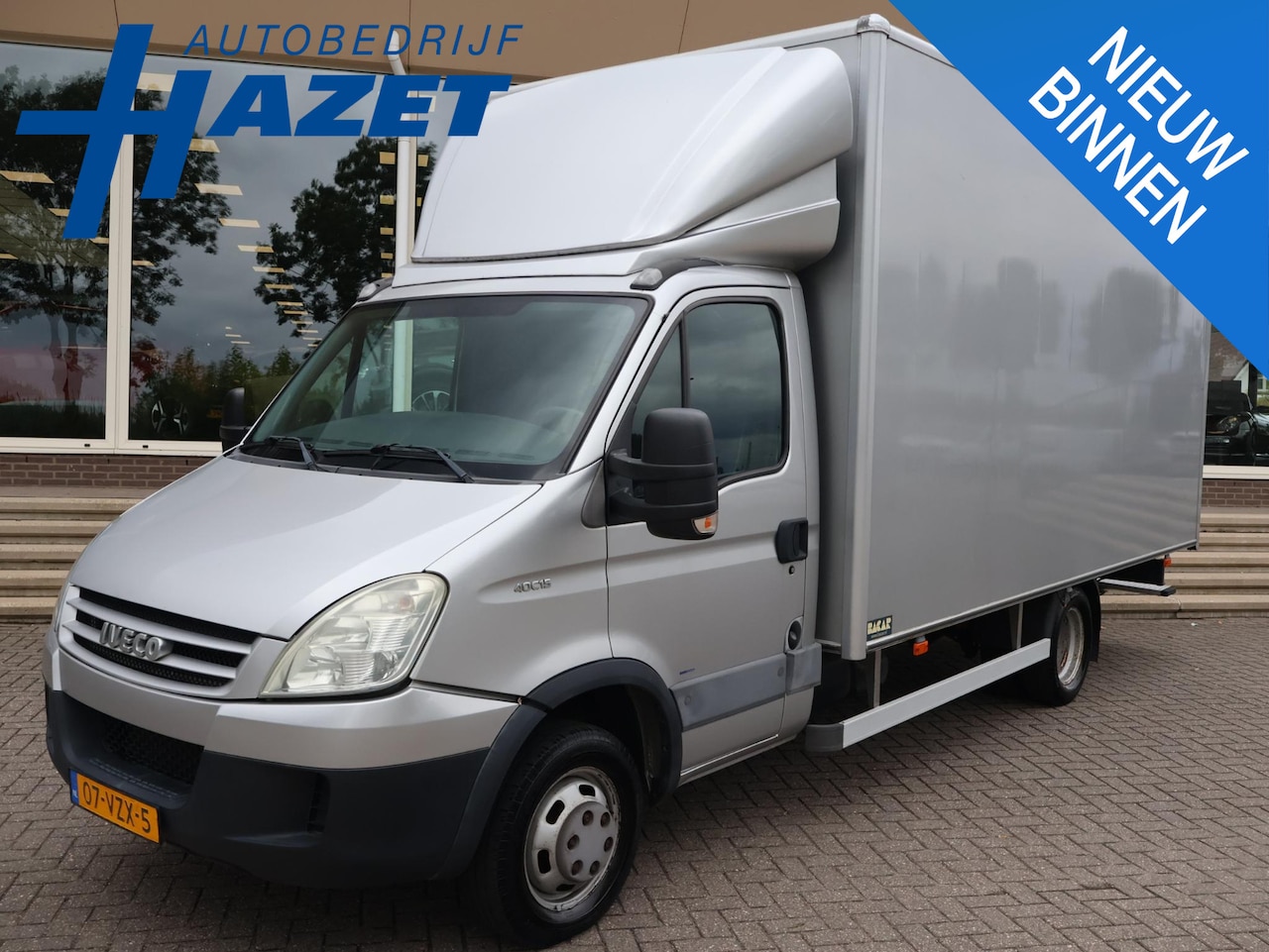 Iveco Daily - 40C15 3.0D 145 PK BAKWAGEN MEUBELBAK DUBBEL LUCHT - AutoWereld.nl