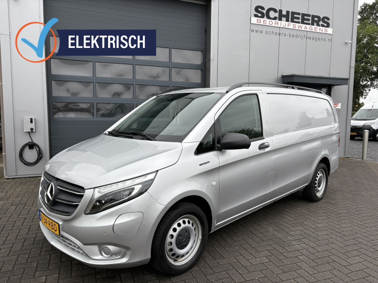 Mercedes-Benz eVito - 112 60kWh airco | navigatie | LED - AutoWereld.nl