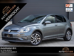 Volkswagen Golf - 1.0 TSI Highline SOUND ACC CARPLAY STOELVERWARMING