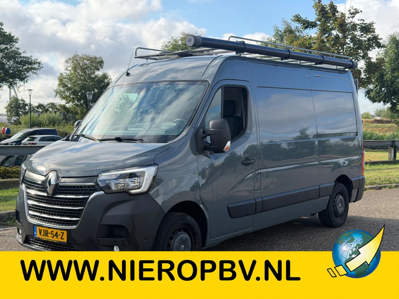 Renault Master - 2.3DCI L2H2 Airco Navi Cruisecontrol Trekhaak EURO 6 - AutoWereld.nl