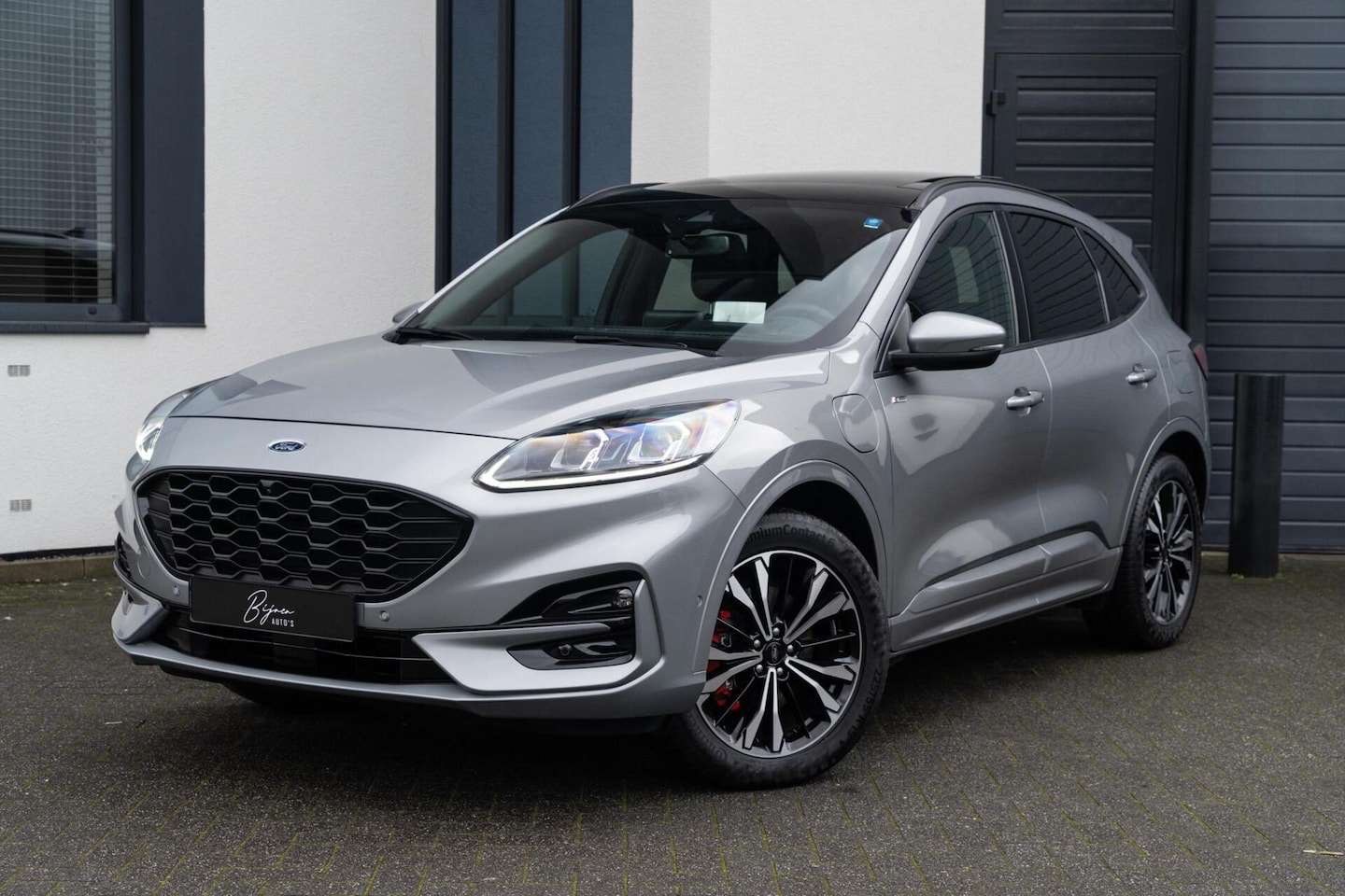Ford Kuga - 2.5 PHEV ST-Line X 225PK PANO / TECH PACK / B&O - AutoWereld.nl