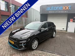 Kia e-Niro - DynamicPlusLine 64 kWh AIRCO I NAV I LEDER INERIEUR I OPEN DAK I 1e EIGENAAR I COMPLETE ON