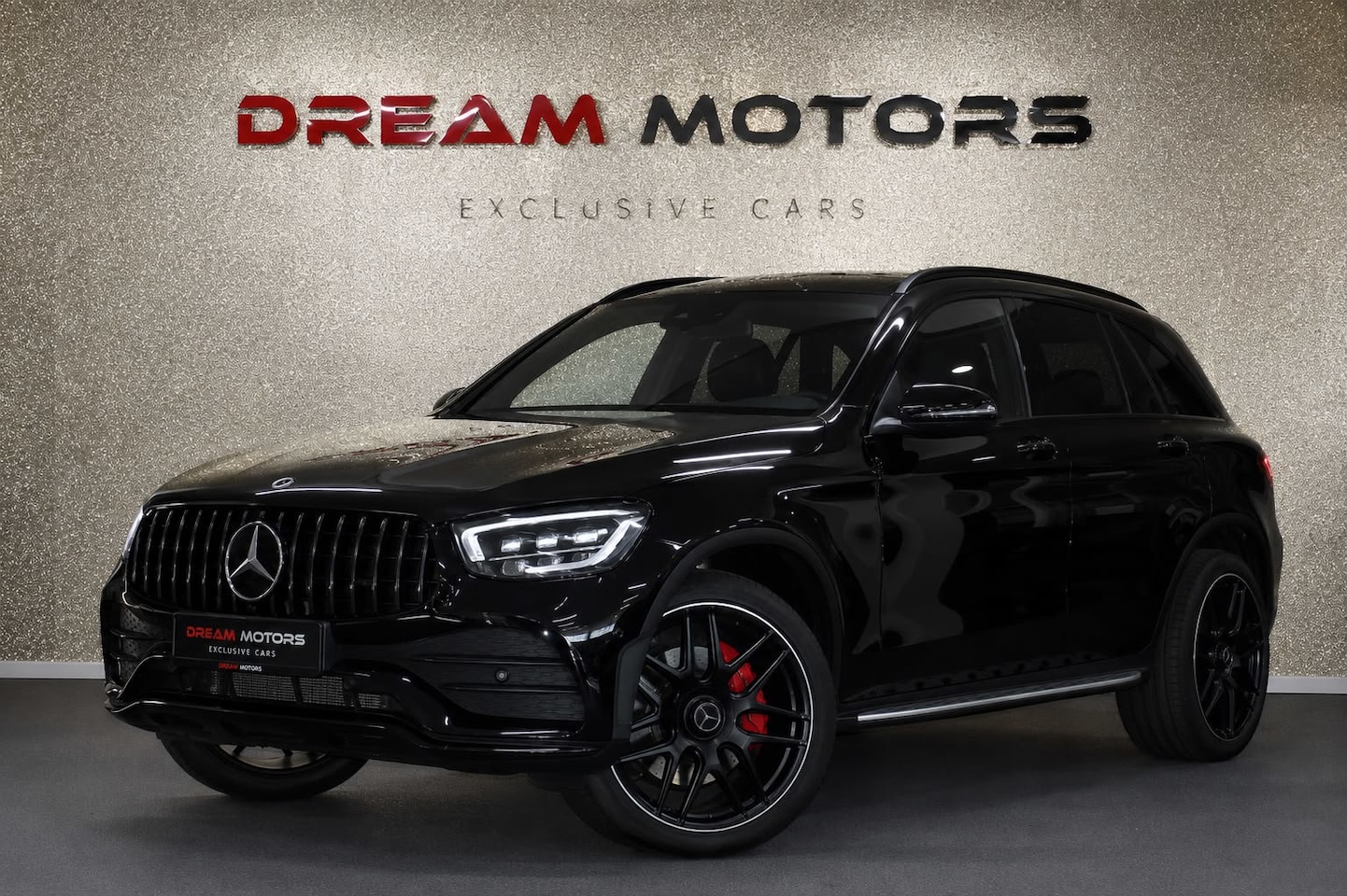 Mercedes-Benz GLC-klasse - 300e AMG 4MATIC 320pk | PANODAK | BURMESTER | DISTRONIC - AutoWereld.nl
