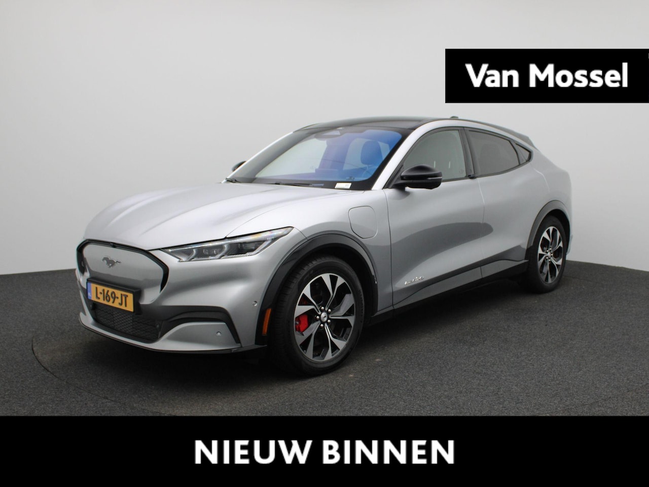 Ford Mustang Mach-E - AWD 75 kWh | Elekt. Bestuurdersstoel met Memory | Panoramadak Vast | Adaptive Cruise Ctrl - AutoWereld.nl