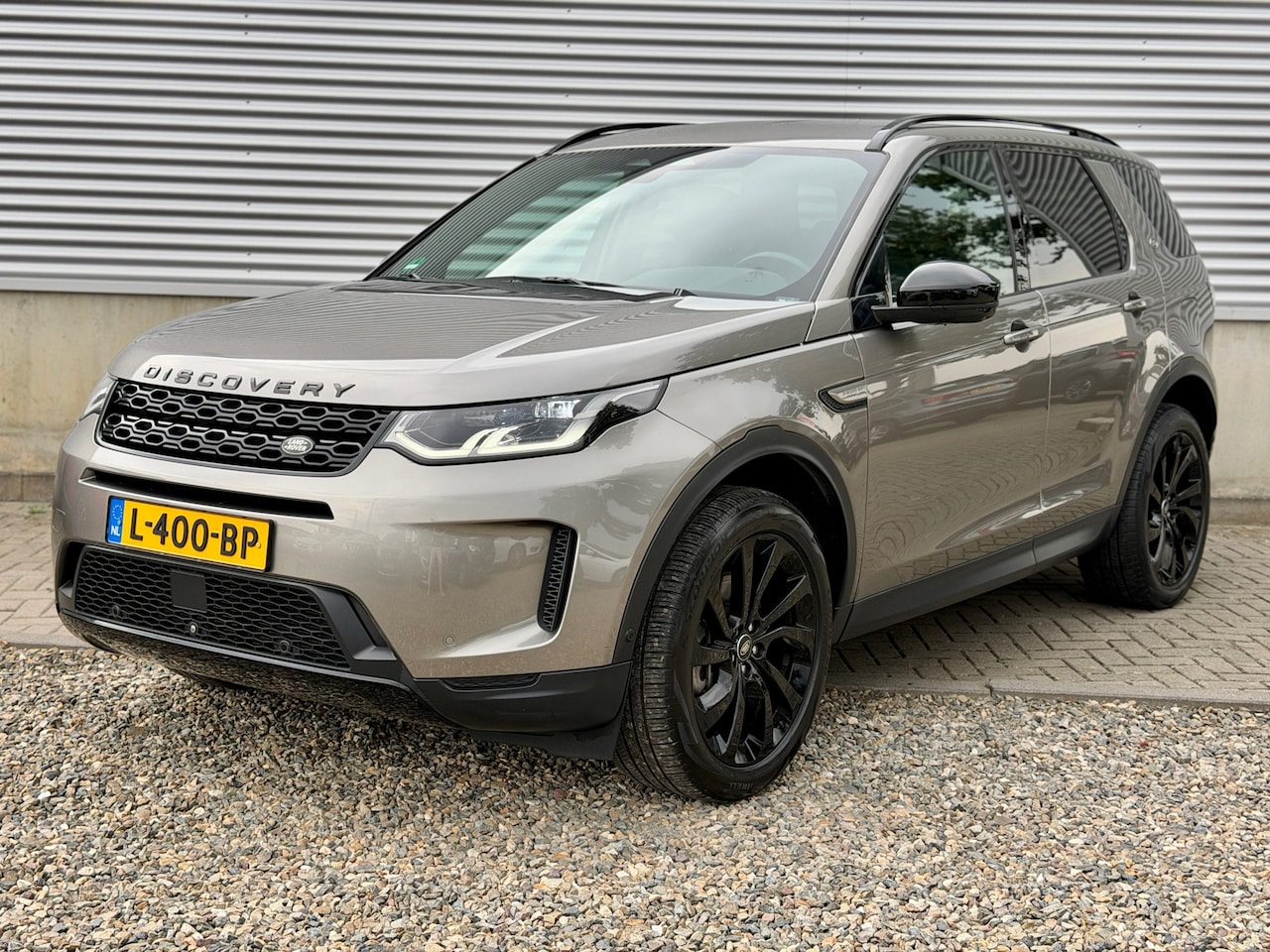 Land Rover Discovery Sport - P300e R-Dynamic HSE automaat [ 1e eig,dealer oh,nl-auto ] - AutoWereld.nl