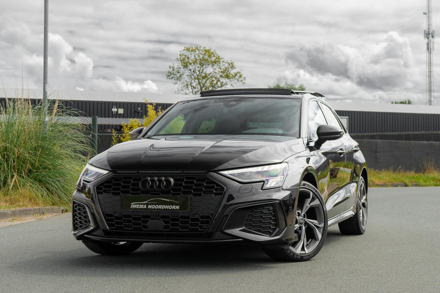 Audi A3 Sportback - 40 TFSIe|Panoramadak|Camera|Diamond stitching|Stoel verw.|Sport stoelen|Keyless| - AutoWereld.nl