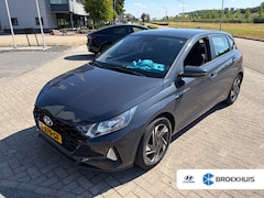 Hyundai i20 - 1.0 T-GDI 100pk Automaat Comfort Smart | Camera | Carplay | Cruise control | Lichtmetalen