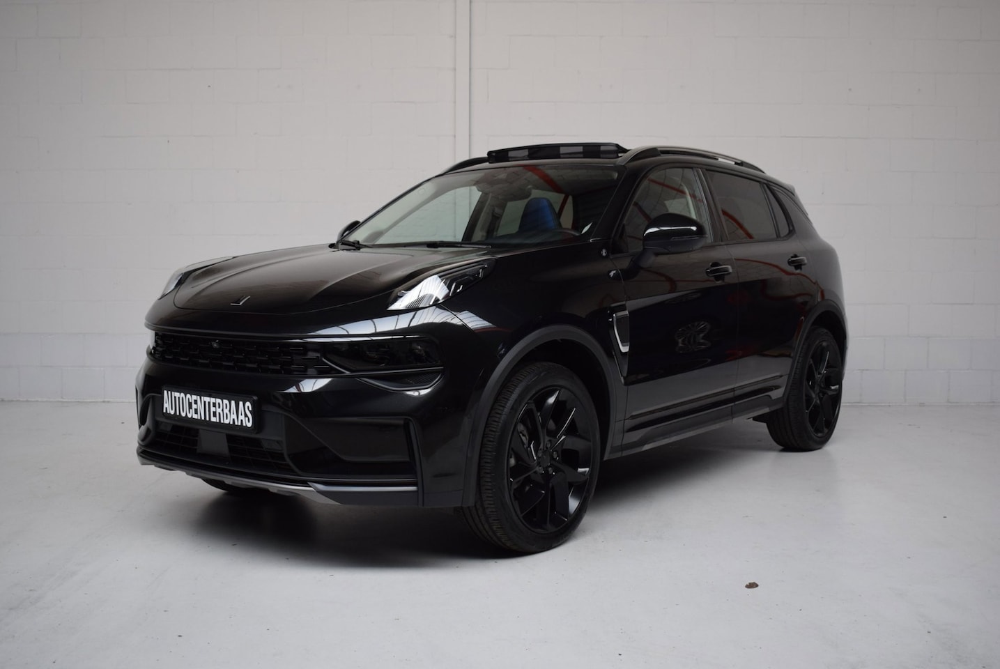 Lynk & Co 01 - 1.5 BLACK-EDITION / VIRTUAL / 360 CAMERA / INFINITY GELUID / PANORAMADAK / ADAPT.CRUISE / - AutoWereld.nl