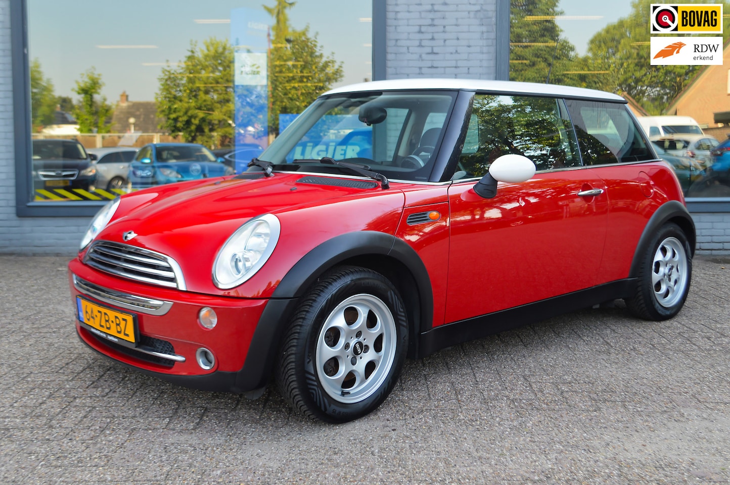 MINI Cooper - Mini 1.6 | Airco | Technisch in goede staat - AutoWereld.nl
