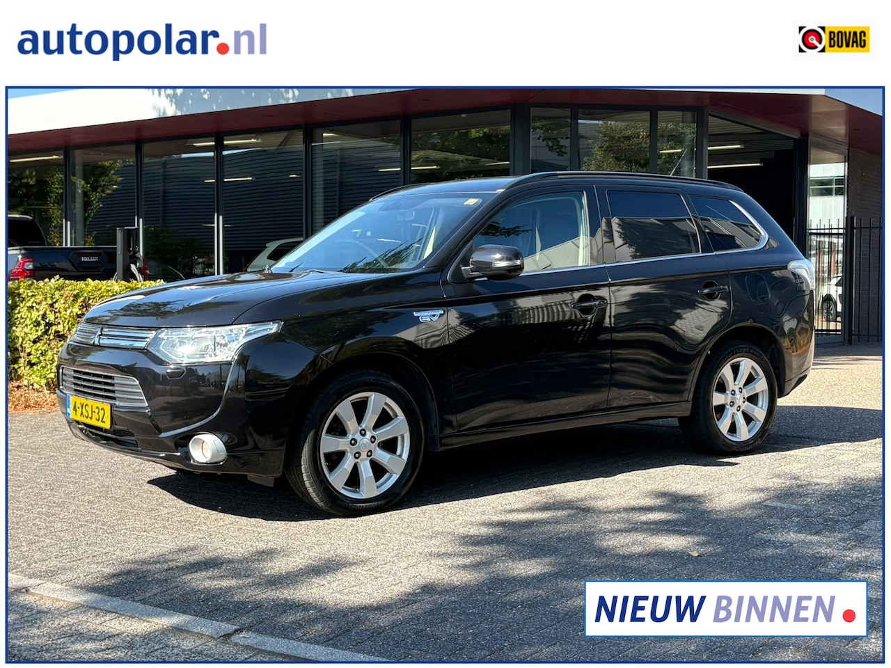 Mitsubishi Outlander - 2.0 PHEV Executive Edition Trekhaak/Camera/CruiseControl etc. - AutoWereld.nl