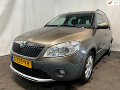 Skoda Roomster - 1.2 TSI Elegance SCHADEAUTO