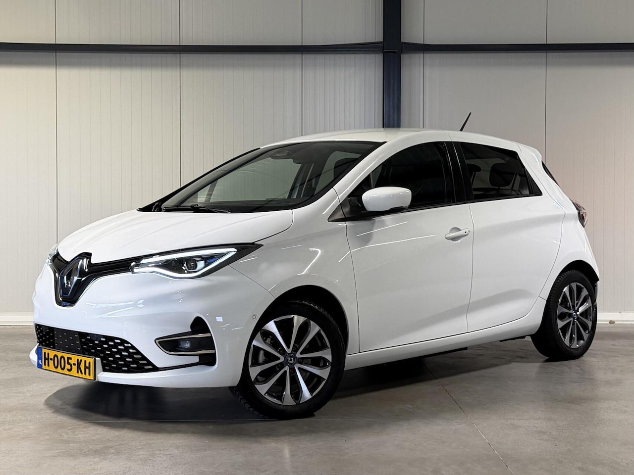 Renault Zoe - R135 Intens 52 kWh Koopaccu Snelladen Camera NAP - AutoWereld.nl