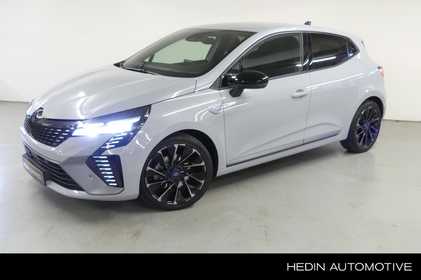 Renault Clio - 1.6 E-Tech Full Hybrid 145 Esprit Alpine Easy Link Multimedia & Navigatie | LED Pure Visio - AutoWereld.nl
