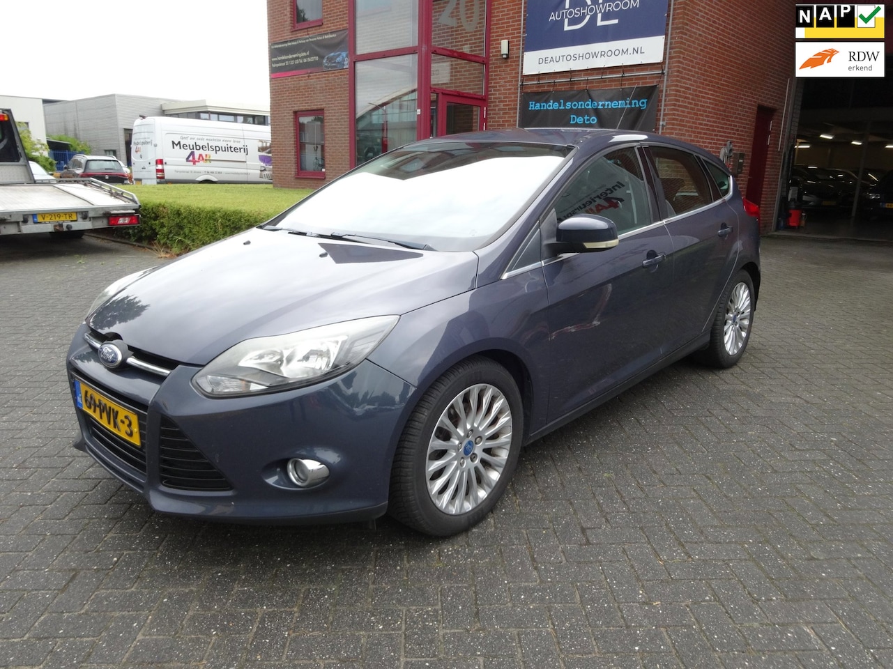 Ford Focus - 1.6 EcoBoost First Edition Airco Cruise control APK 18-8-2027 - AutoWereld.nl