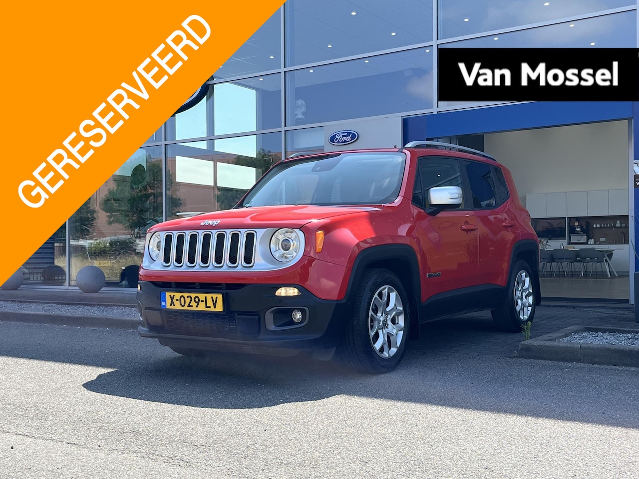 Jeep Renegade - 1.4 MultiAir Limited | Climate Control | Cruise Control | Trekhaak | Panoramadak | Achteru - AutoWereld.nl