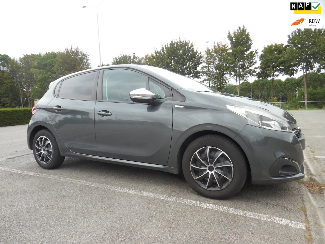 Peugeot 208 - 1.2 PureTech Urban Soul 1.2 PureTech Urban Soul - AutoWereld.nl