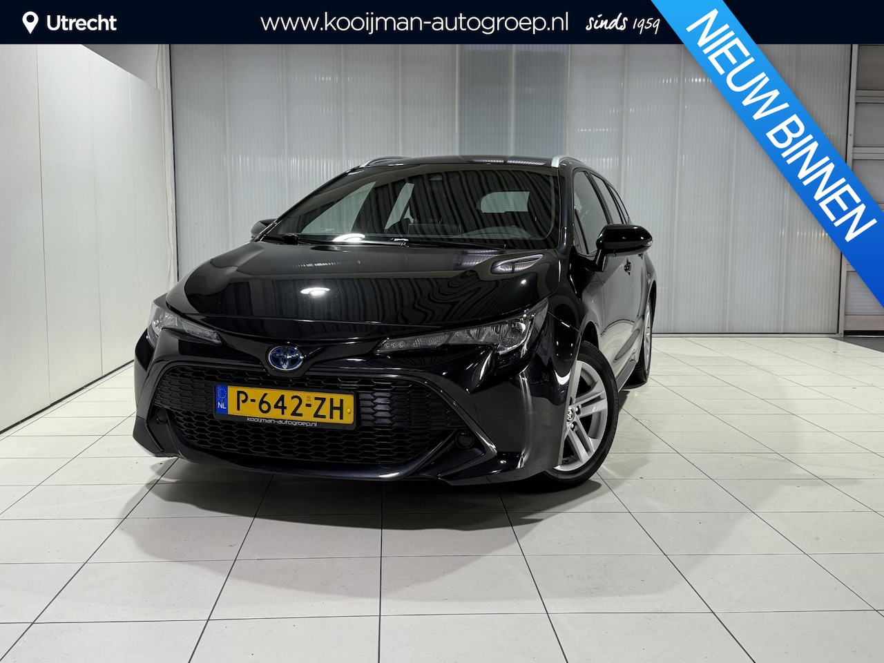 Toyota Corolla Touring Sports - 1.8 Hybrid Business Camera, Applecarplay/android auto, BTW auto, Orgineel NL auto, 1e eige - AutoWereld.nl