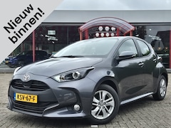 Toyota Yaris - 1.5 Hybrid Automaat 115 Business Plus | Stoel- en stuurverwarming