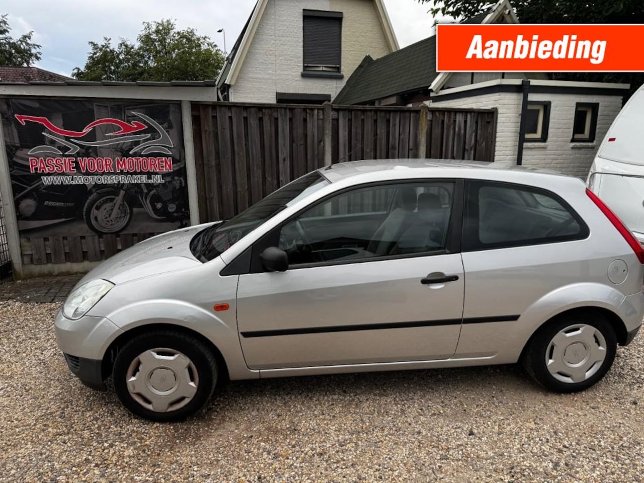 Ford Fiesta - 1.25-16V Ambiente 1.25-16V AMBIENTE - AutoWereld.nl