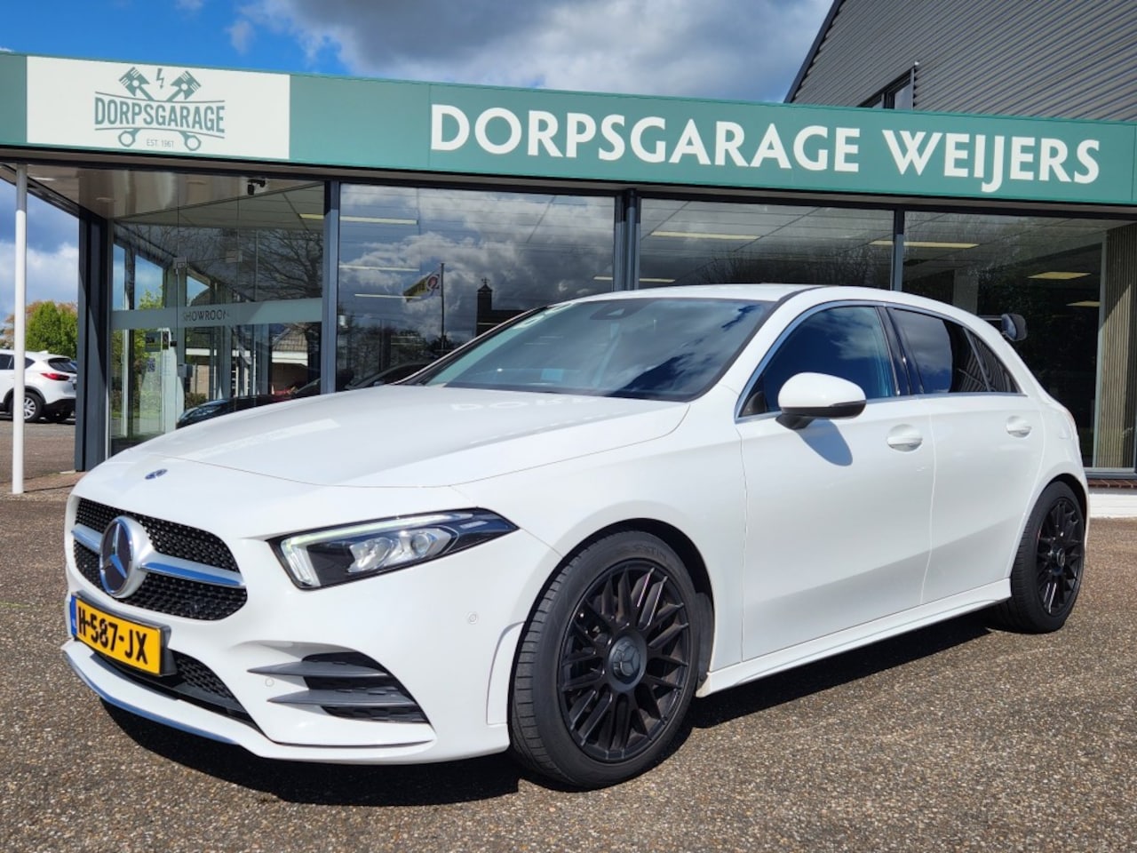 Mercedes-Benz A-klasse - 200 Business Sol. AMG, Sportstoelen, Camera, Clima, Digitaal Dash - AutoWereld.nl