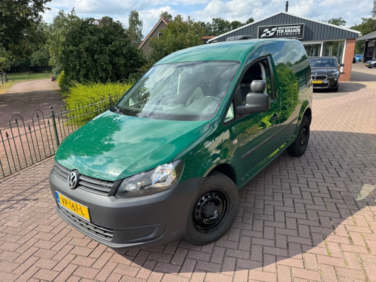 Volkswagen Caddy - 2.0 TDI 4X4 *Cruise*Airco*Trekhaak - AutoWereld.nl