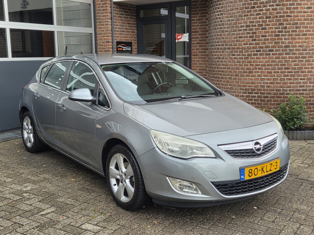 Opel Astra - 1.6 Edition | Airco | Cruise | Trekhaak | Apk - AutoWereld.nl