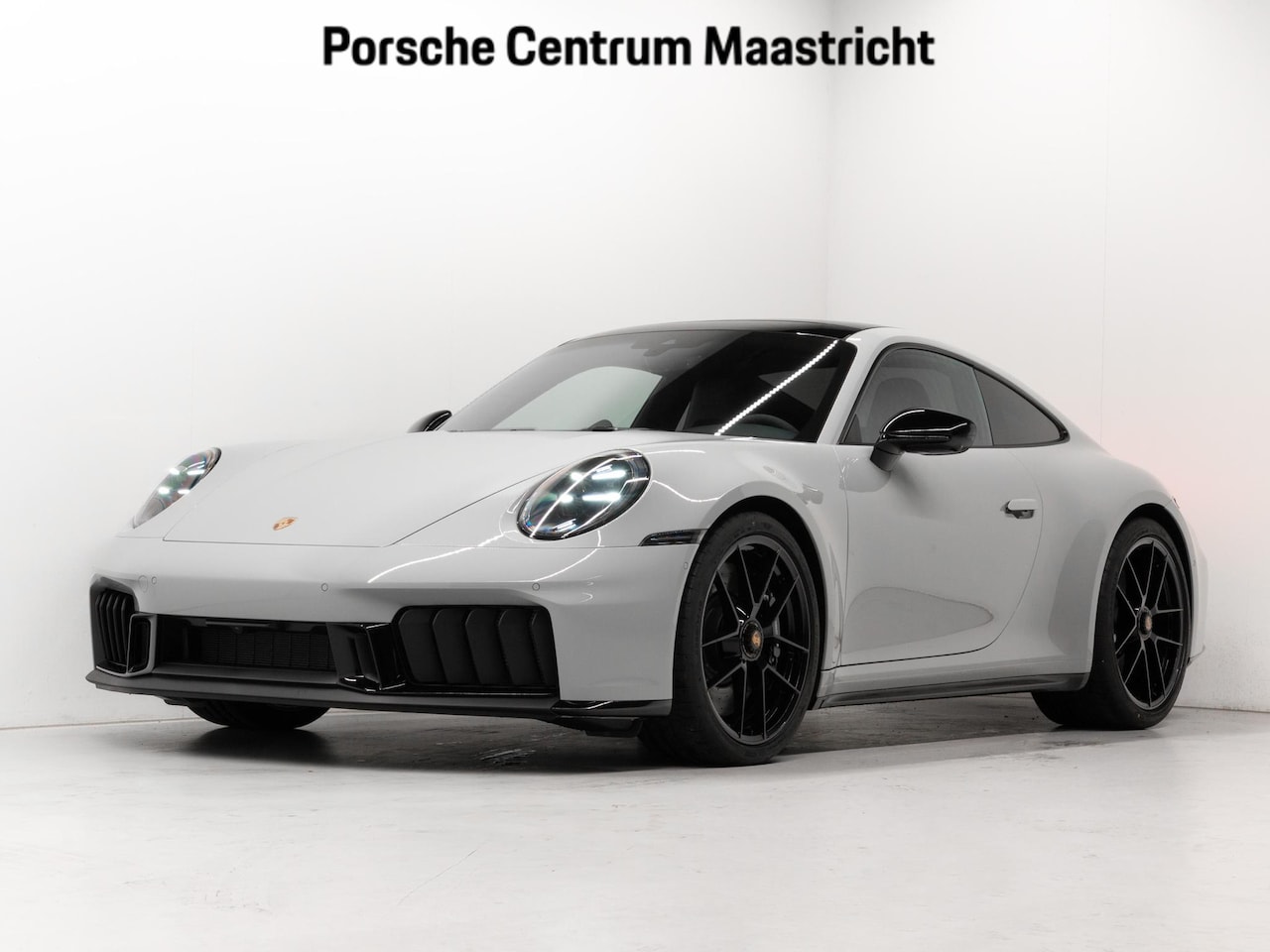 Porsche 911 - Carrera GTS - Paint to Sample - AutoWereld.nl