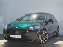 BMW 1-serie - 5-deurs 120 | M Sportpakket Pro | Panoramadak | Harman-Kardon | Driving Assistant Plus | E