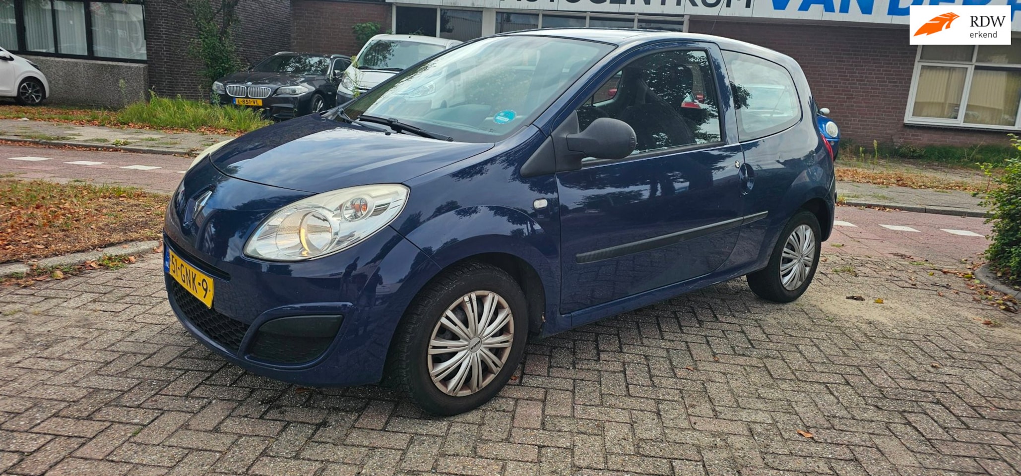 Renault Twingo - 1.2 Authentique airco - AutoWereld.nl