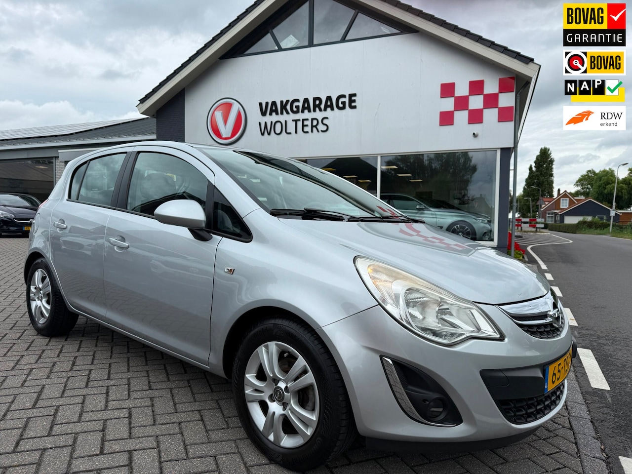 Opel Corsa - 1.2-16V Anniversary Edition RIJKLAARPRIJS! - AutoWereld.nl