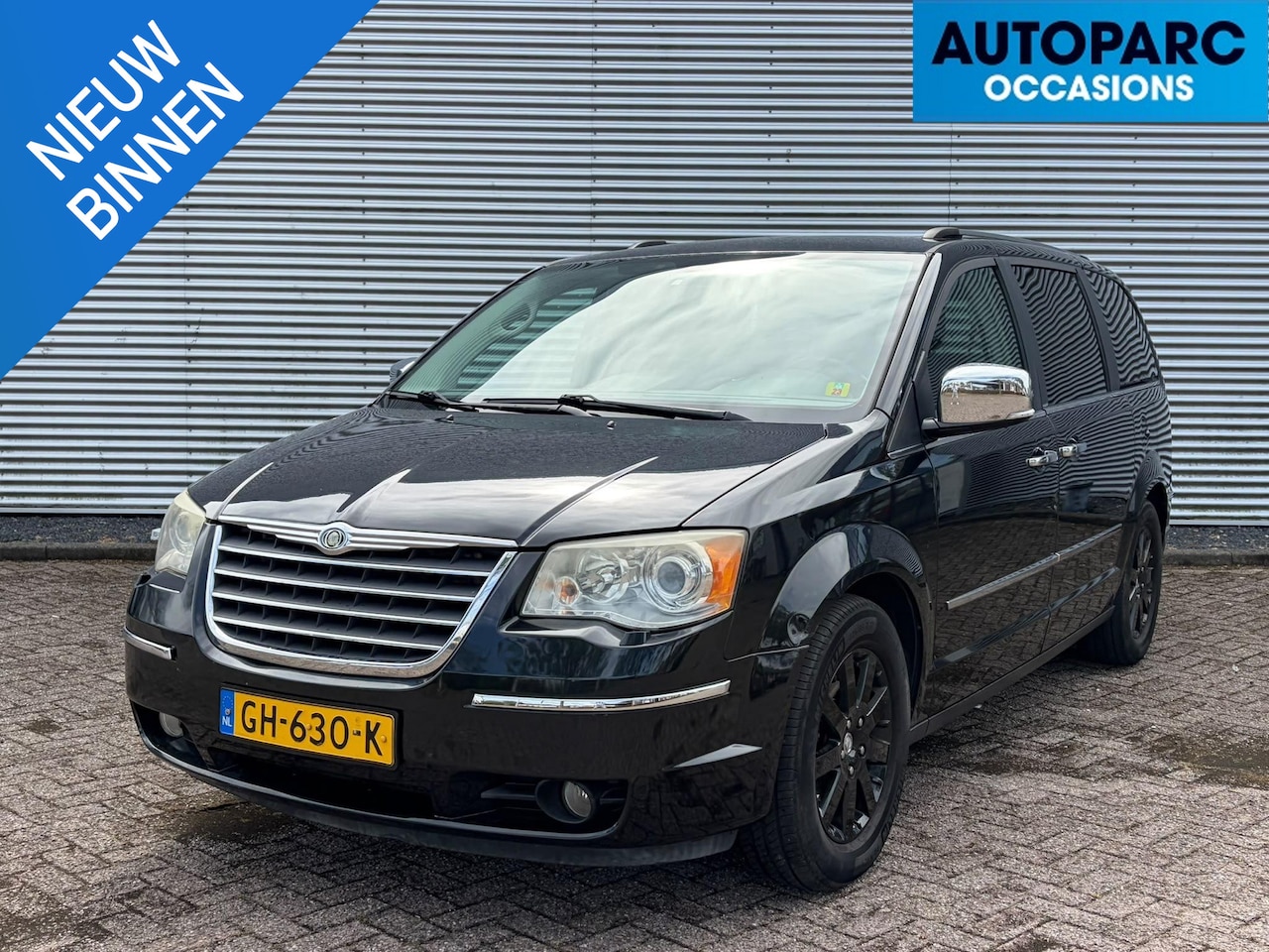 Chrysler Grand Voyager - 3.8 V6 Limited 3.8 V6 Limited , SWIVEL&GO, AIRCO, BTW-AUTO, NAVI, AUTOMAAT, CAMERA, LEER/ALCANTARA, DRAAI - AutoWereld.nl
