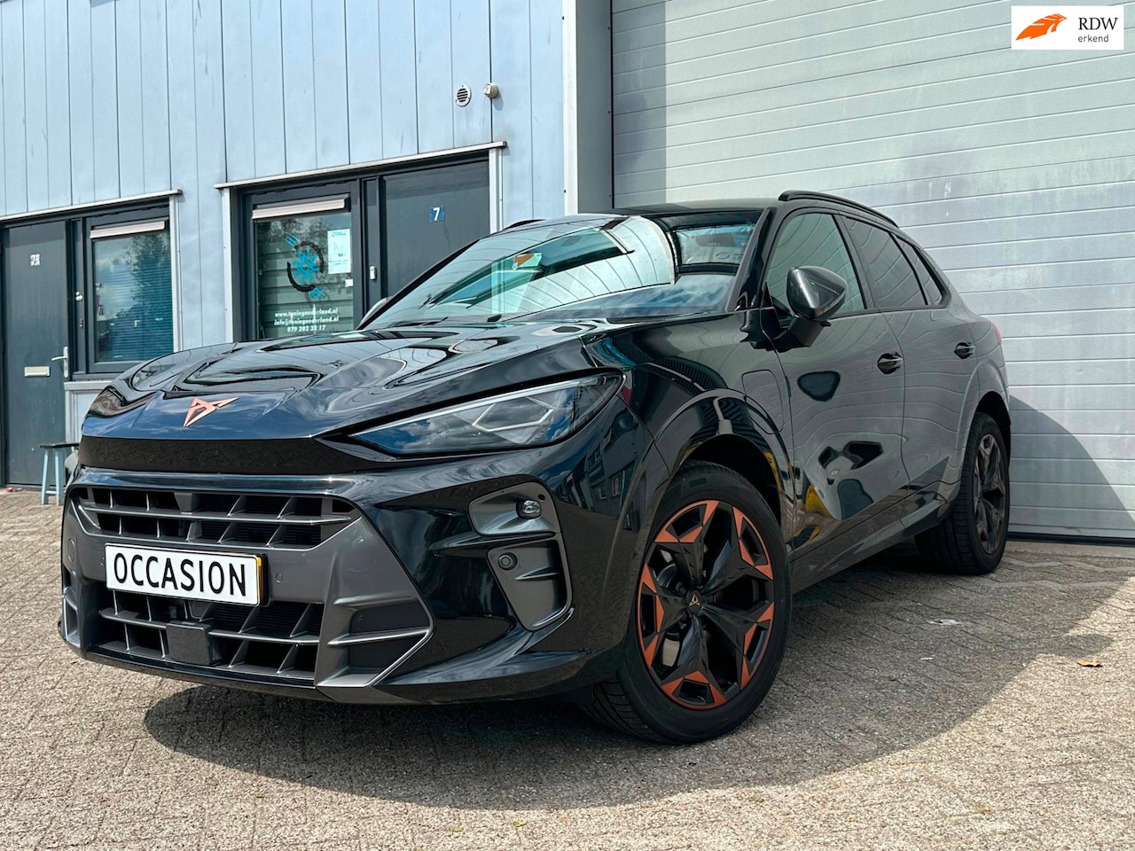 CUPRA Terramar - 1.5 TSI e-Hybrid KEYLESS | CAMERA | SFEERVERLICHTING | VIRTUAL COCKPIT | CARPLAY | BTW - AutoWereld.nl