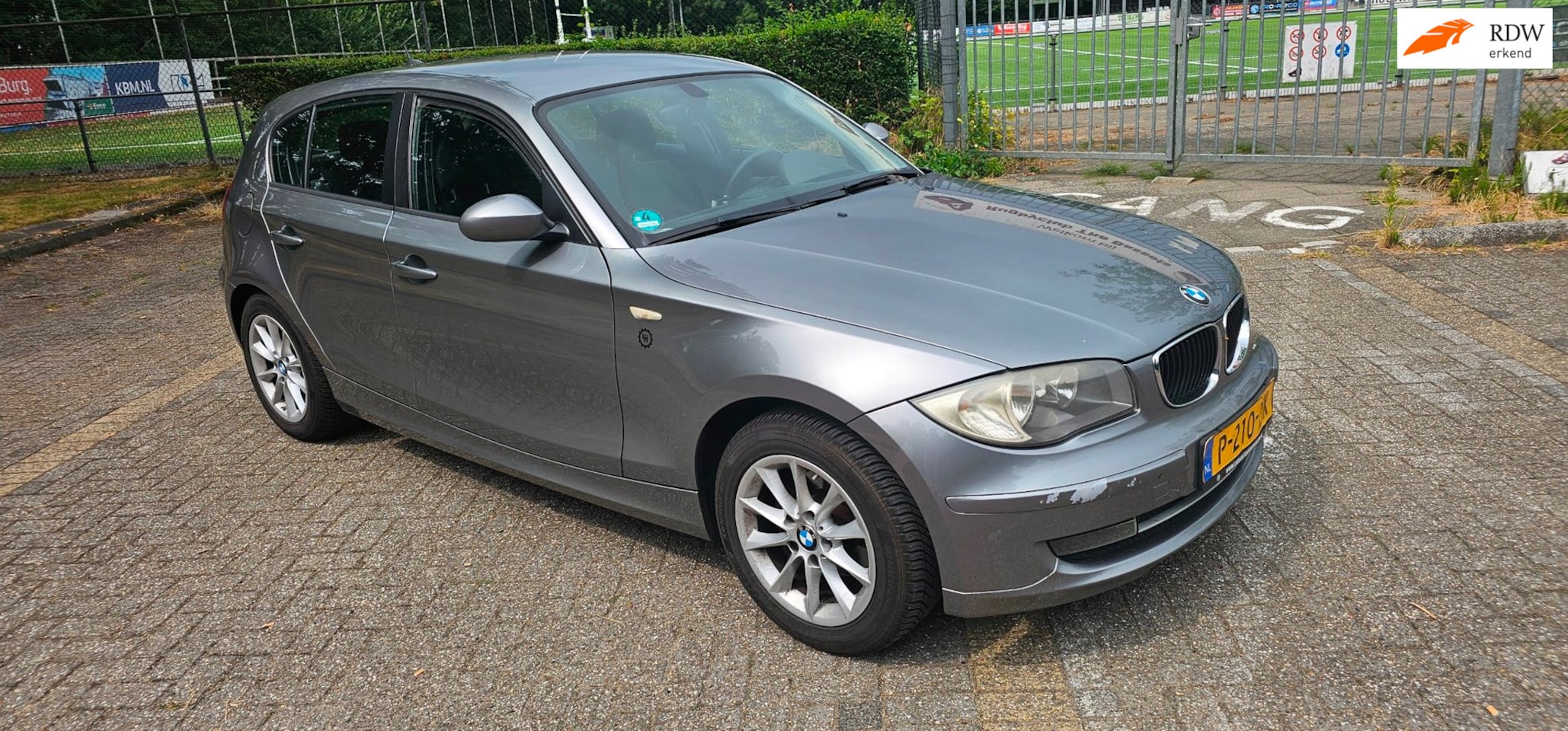 BMW 1-serie - 116i 5drs airco velgen - AutoWereld.nl
