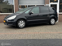 Ford S-Max - 2.0 Titanium 7p. ECC-AIRCO/NAVI/CRUISE