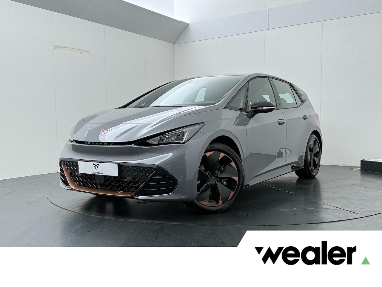 CUPRA Born - Impulse 62 kWh | 204 PK | SoH % | Adaptive Cruise Control | Achteruitrijcamera | Beats aud - AutoWereld.nl