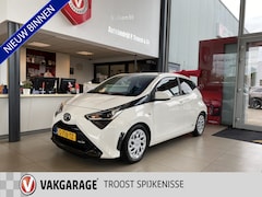 Toyota Aygo - 1.0 VVT-i x-play limited, Sport, Apple Carplay/Android Auto, Achteruitrijcamera, Spraakbed